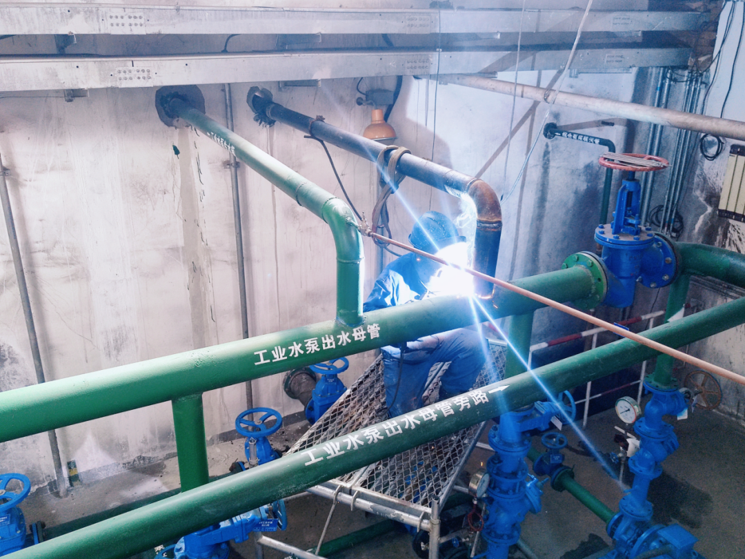 1688516155154157.png 640.png