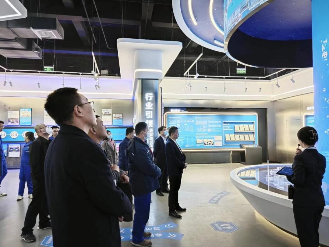 1689293252760612.png 640 (2).png