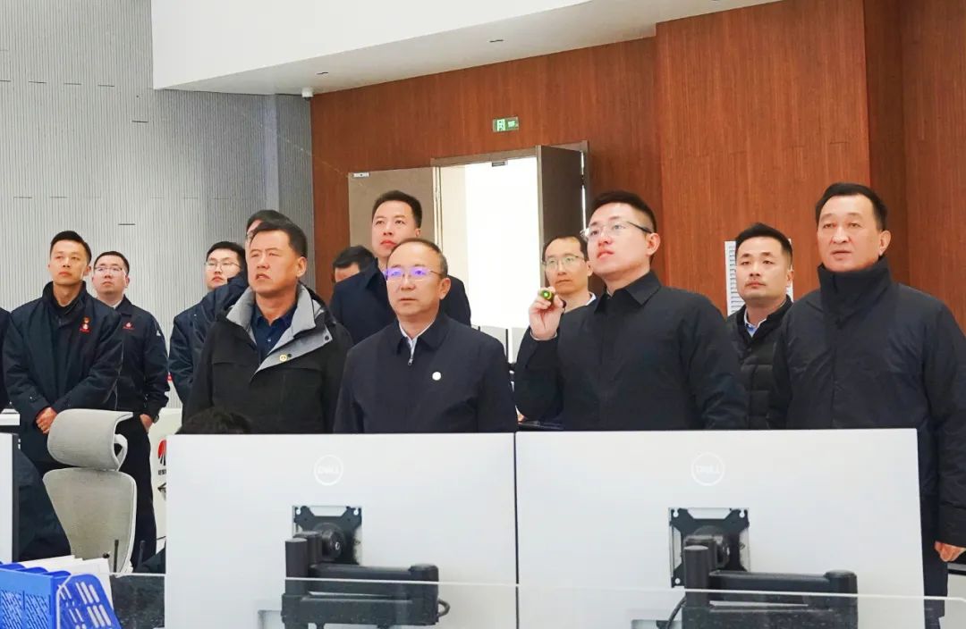 1738721717839420.jpeg 20250204235141_28344.jpeg